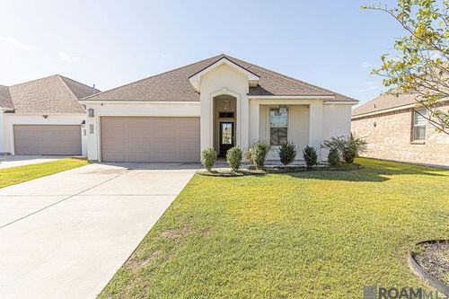13652 Bellacosa Ave, Baton Rouge, LA, 70801 | Card Image