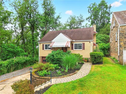223 Montana St, Observatory, PA, 15214-1630 | Card Image