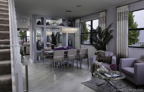 3541 W 104th Ter, Hialeah, FL, 33018-1246 | Card Image