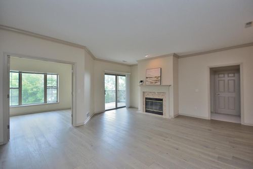 120-1300 N Prospect Avenue, Milwaukee, WI, 53202 | Card Image