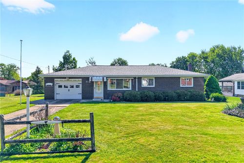 116 Crandon Cir, Brighton Twp, PA, 15009-1233 | Card Image