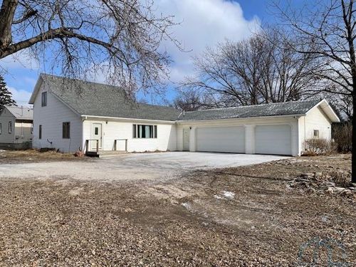 918 N Roosevelt Ave, Cherokee, IA, 51012-1291 | Card Image