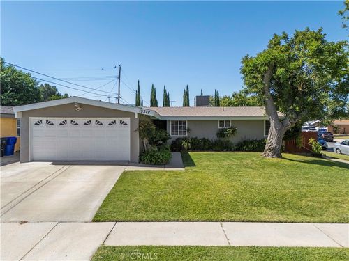 19328 Lonerock St, Canyon Country, CA, 91351-2726 | Card Image