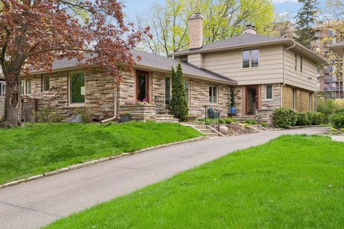 2713 W 28th St, Minneapolis, MN, 55416-4379 | Card Image