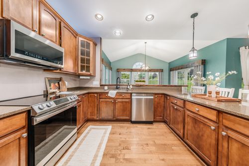 1411 Applewood Cir, Mukwonago, WI, 53149-1934 | Card Image