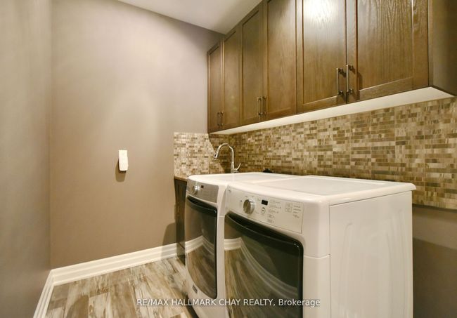 5 Kanata Crt, House other with 3 bedrooms, 2 bathrooms and 6 parking in Springwater ON | Image 25