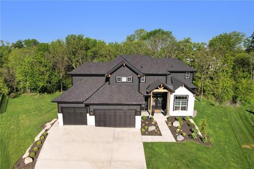 21143 W 189th Ct, Spring Hill, KS, 66083-4600 | Card Image
