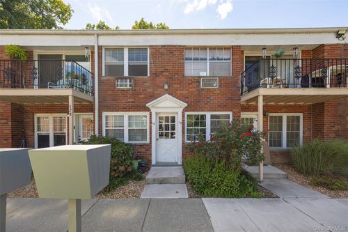 apt-118-4 Colonial Rd, Beacon, NY, 12508-1755 | Card Image