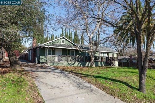 7571 Cedar Dr, Citrus Heights, CA, 95610-1465 | Card Image