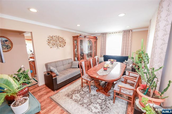 136 Martin Ave, House other with 3 bedrooms, 2 bathrooms and null parking in Clifton NJ | Image 4