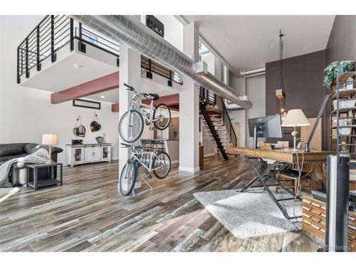 4q-3100 Huron St, Denver, CO, 80202-1598 | Card Image