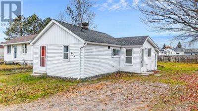 436 Adelaide St, House other with 2 bedrooms, 1 bathrooms and null parking in Espanola ON | Image 2