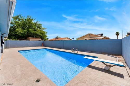 2228 Demetrius Ave, Las Vegas, NV, 89101-1423 | Card Image