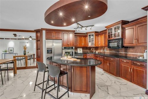206-222 Saskatchewan Cres E, Saskatoon, SK, S7N0K6 | Card Image