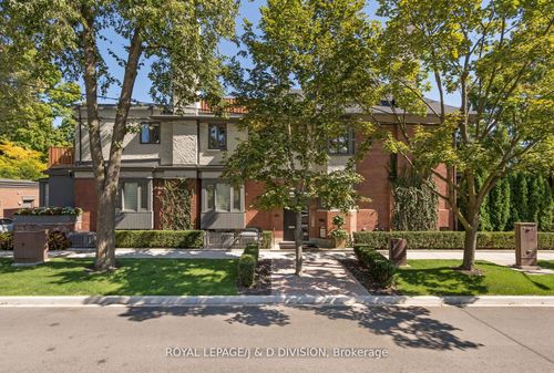 202-85 Admiral Rd, Toronto, ON, M5R2L7 | Card Image