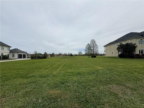 9 Eagle Point Ln, New Orleans, LA, 70131-3380 | Card Image