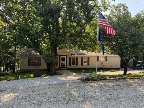 25 El Dorado Ln, Linn Valley, KS, 66040-5213 | Card Image