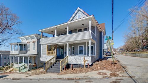 82 Wall St, Amsterdam, NY, 12010-4128 | Card Image