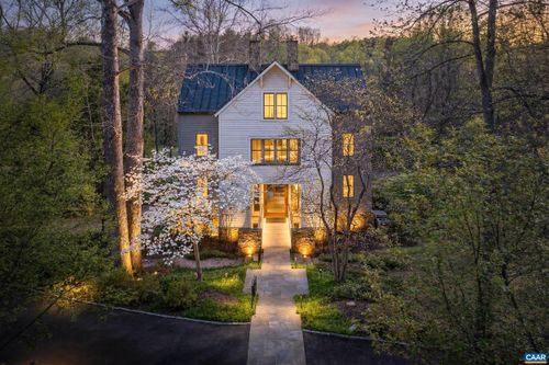 1500 London Rd, Charlottesville, VA, 22901-8880 | Card Image