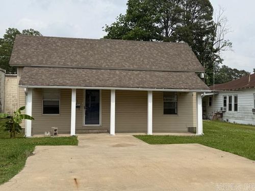 217 Se 3rd St, England, AR, 72046-2109 | Card Image