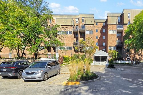 316-16 Elgin St, Thornhill, ON, L3T4T4 | Card Image
