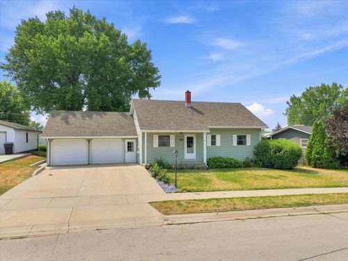 1820 7th Avenue, Belle Fourche, SD, 57717-0000 | Card Image