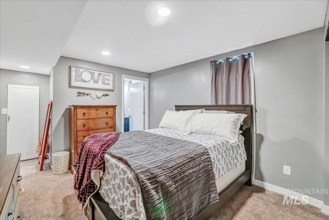 1567 Princeton Dr, House other with 5 bedrooms, 3 bathrooms and 1 parking in Twin Falls ID | Image 20