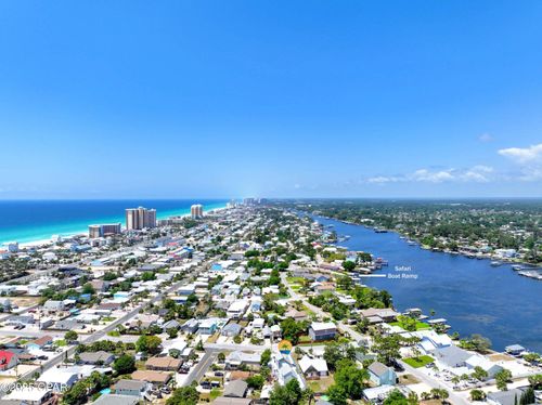 3903 Raven St, Panama City Beach, FL, 32408-6073 | Card Image