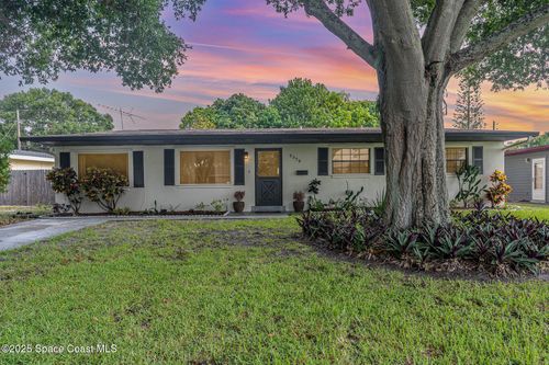 2370 Canterbury Ln, MELBOURNE, FL, 32935-2974 | Card Image