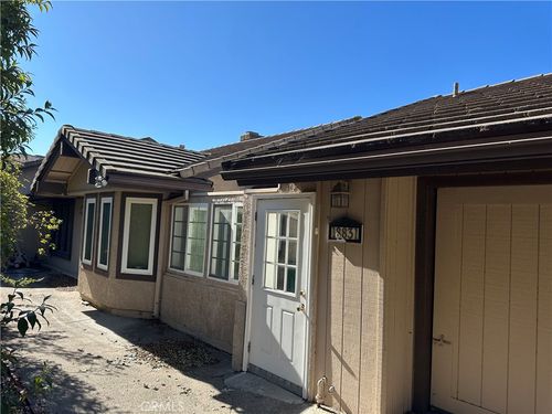 18831 Winnwood Ln, Santa Ana, CA, 92705-1233 | Card Image