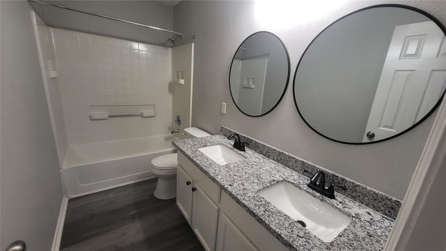 2nd Bathroom; Upstairs | Image 16