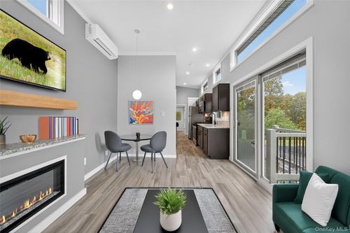 90-197 Wheeler Rd, Florida, NY, 10921-3005 | Card Image