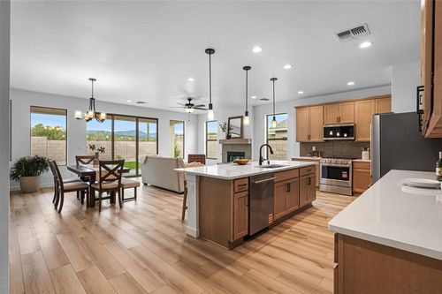 66 Cadena Loop, Los Alamos, NM, 87547-3476 | Card Image