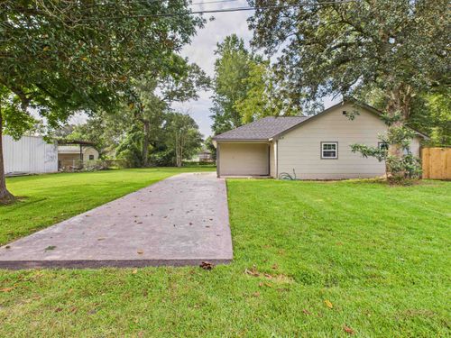 1085 Walnut St, Vidor, TX, 77662 | Card Image
