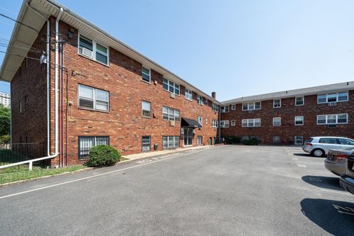 a10-1 Congress St, Jersey City, NJ, 07307-1042 | Card Image