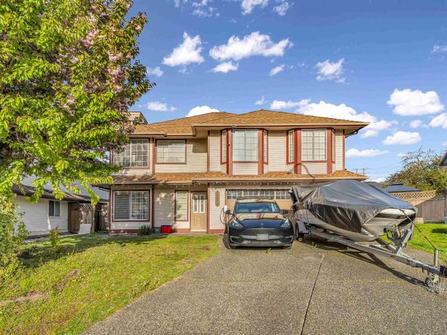 12070 204 B Street, House other with 4 bedrooms, 3 bathrooms and 6 parking in Maple Ridge BC | Image 1