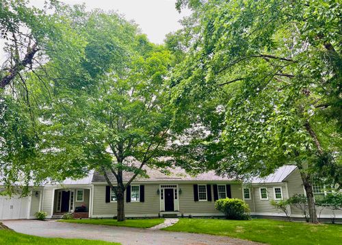 3 Saddle Run Rd, Hanover, NH, 03755-3119 | Card Image
