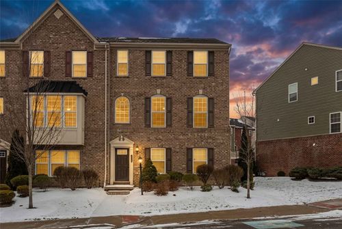 236 Thornapple Ln, Cranberry Township, PA, 16066-6582 | Card Image