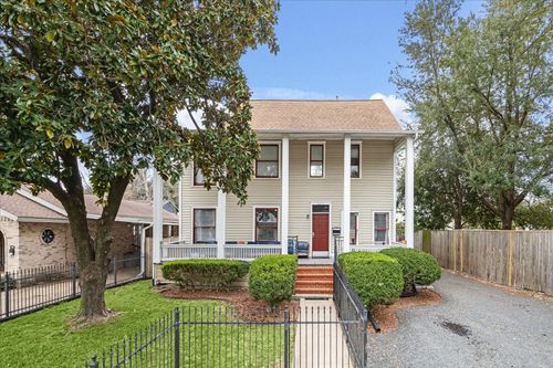 240 W 23rd St, Houston, TX, 77008-2546 | Card Image
