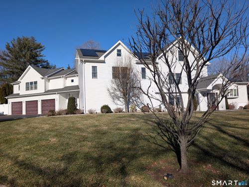 1 Douglas Dr, Norwalk, CT, 06850-1701 | Card Image