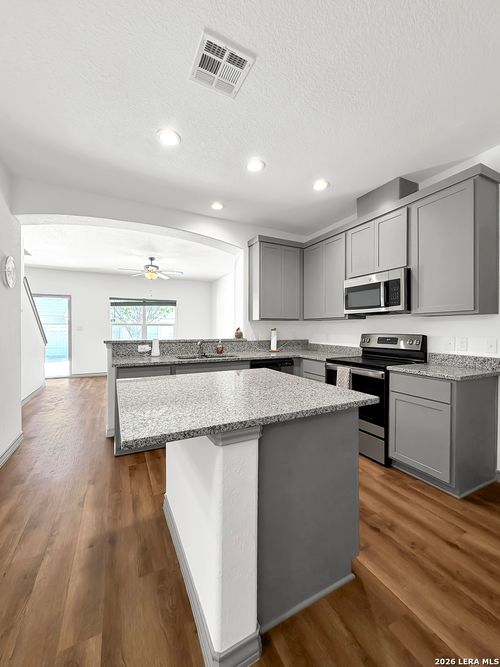 2045 Silver Oaks, San Antonio, TX, 78213-1690 | Card Image