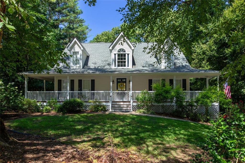 Warrenton Dr, Douglasville, GA 30134