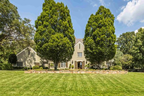9320 Gwynn Hollow Cv, Germantown, TN, 38139-5687 | Card Image