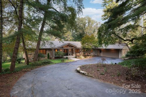 5 Holly Hill Rd, Asheville, NC, 28803-3114 | Card Image
