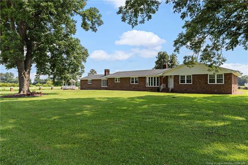 12785 421 Highway N, Newton Grove, NC, 28366 | Card Image