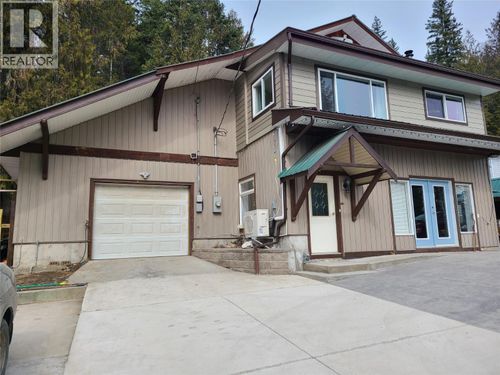 6327 Squilax-Anglemont Rd, Magna Bay, BC, V0E1M7 | Card Image