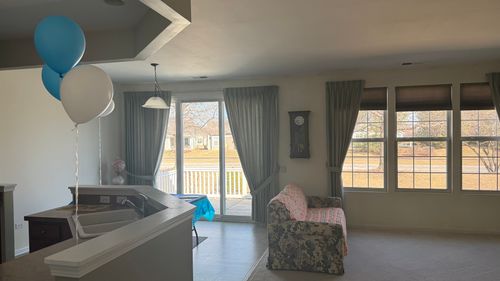 1528 Countryside Dr, Shorewood, IL, 60404-7013 | Card Image