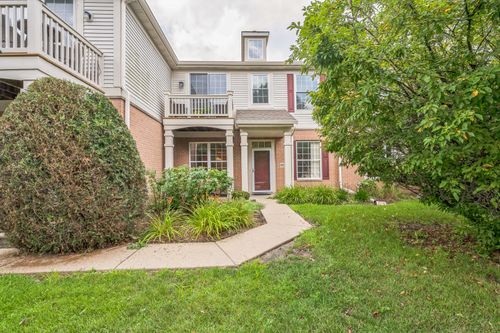 unit-b-8232 Concord Ln, Justice, IL, 60458-1899 | Card Image