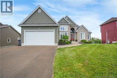 142 Sprucewood Dr, New Maryland, NB, E3C1C5 | Card Image