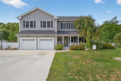 7 Hidden Meadows Dr, Charlestown, RI, 02813-3236 | Card Image